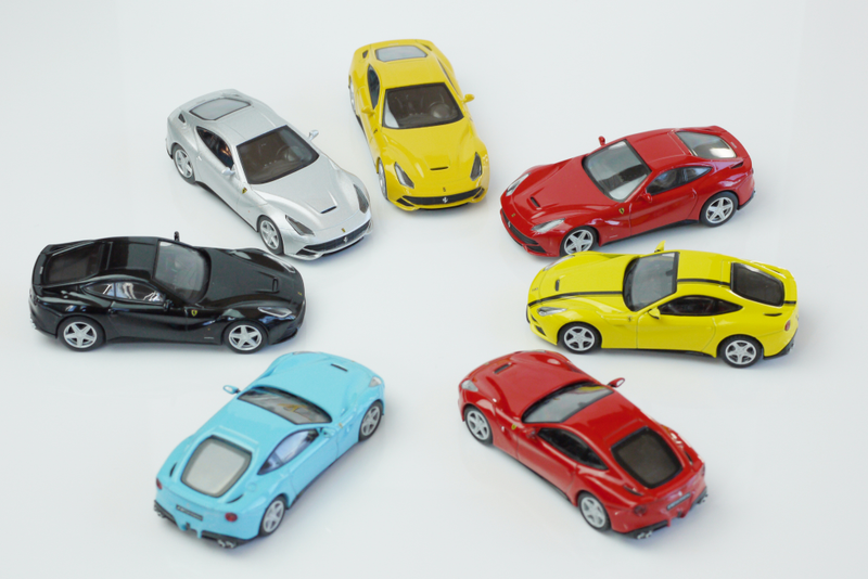 Illustration for article titled Kyosho Ferrari 9 1/64 #73 - Project Prancing Horse #73 - 2013 Ferrari F12